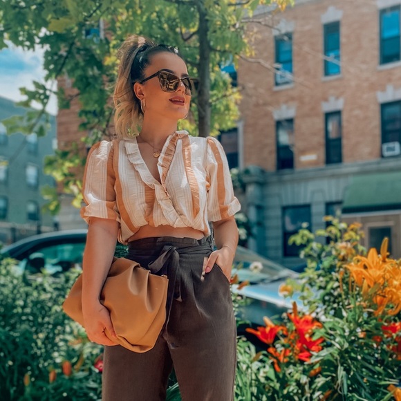 Top - Picture 3 of 6